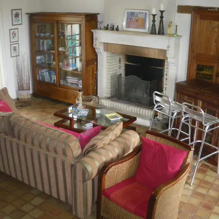 La Metairie Du Pont Alojamento de Acomodação e Pequeno-almoço Sainte-Hermine