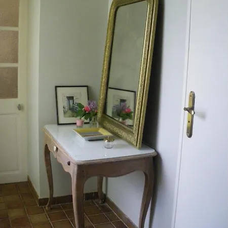 Bed & Breakfast La Metairie Du Pont 4*